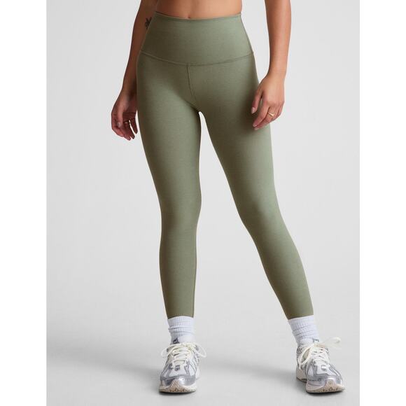 Beyond Yoga Spacedye Slim Racerback Cropped Tank and Legging Set SM Green - Picture 3 of 11